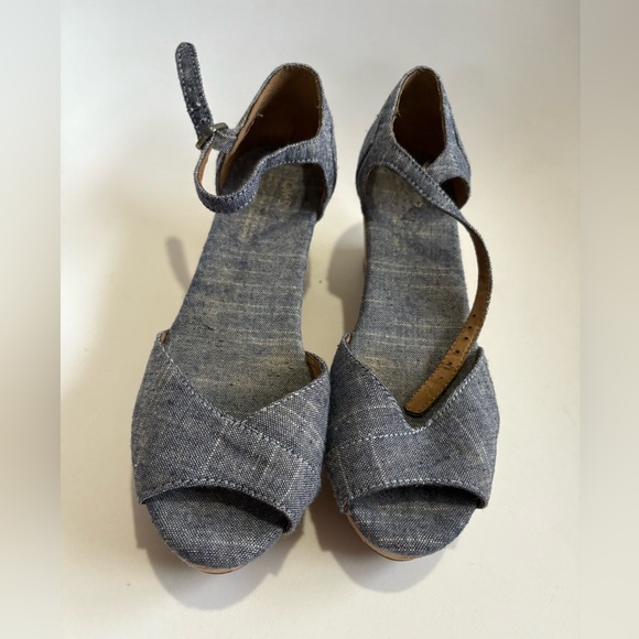 TOMS women’s wedge sandal chambray strap platform cork size 7.5 - Picture 2 of 6